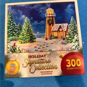 Holiday Signature Collection Gingerbread Lighthouse Puzzle